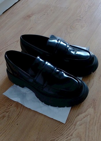 37 Beden Zara kadın loafer kalın tabanlı ayakkabı