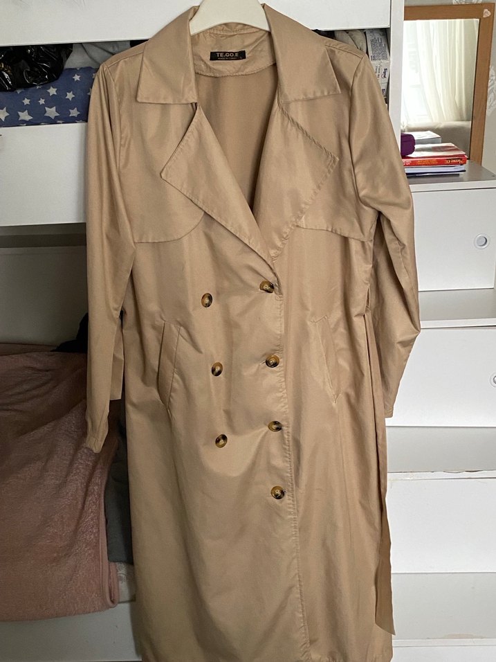 Bej Düğmeli Trençkot - Görsel 2