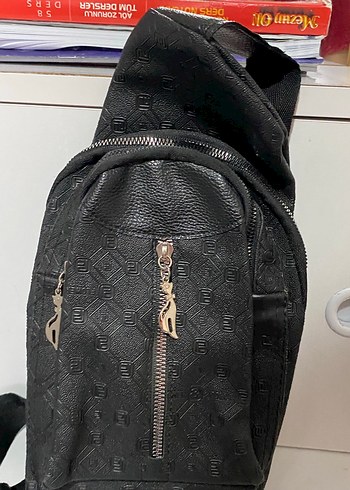 Siyah Deri Yılan Desenli Kadın Çapraz Çanta - Görsel 2