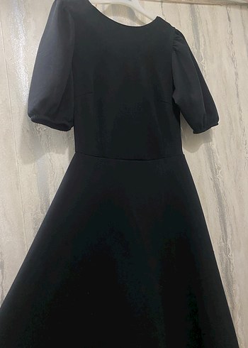 Kısa Kollu Siyah Uzun Elbise - Görsel 3