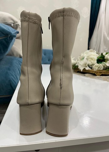 Bej Kadın Deri Topuklu Bot - Görsel 5
