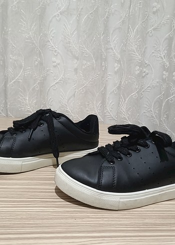 36 Beden Siyah Minimalist Kadın Spor Ayakkabı