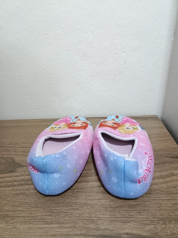 Kız Çocuk Pembe Desenli Sıcak Ev Terliği - Görsel 2