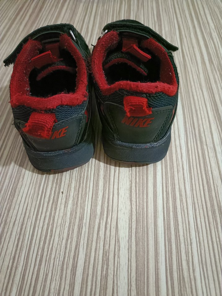 Kırmızı Siyah Erkek Çocuk Spor Ayakkabı - Görsel 3