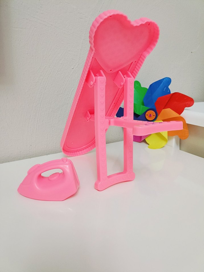 Renkli Çocuk Ütü Masası Oyuncak Seti - Görsel 3