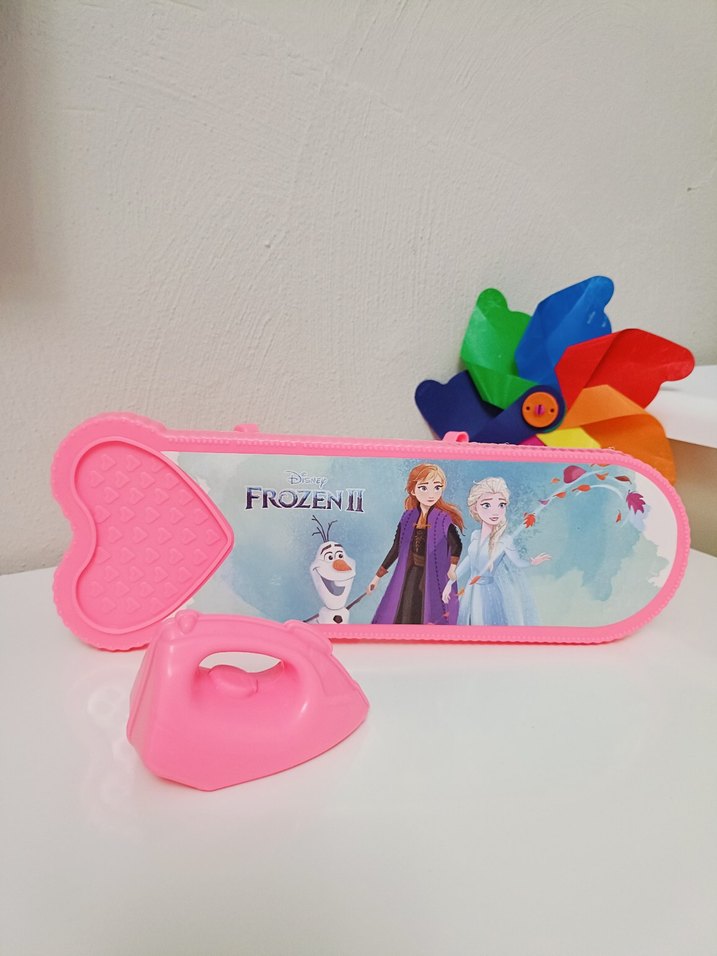 Renkli Çocuk Ütü Masası Oyuncak Seti - Görsel 2