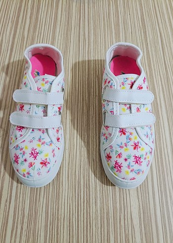 Kız Çocuk Beyaz Çiçek Desenli Cırt Cırtlı Spor Ayakkabı - Görsel 2