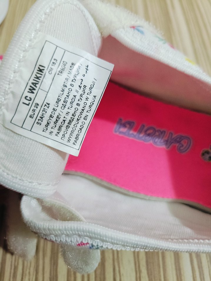 Kız Çocuk Beyaz Çiçek Desenli Cırt Cırtlı Spor Ayakkabı - Görsel 4