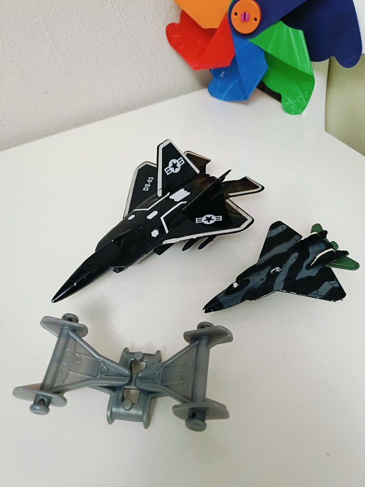Savaş Uçakları Oyuncak - Görsel 2
