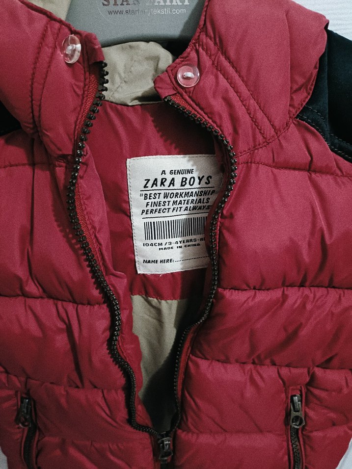 Kapüşonlu Erkek Çocuk Mont - Görsel 4