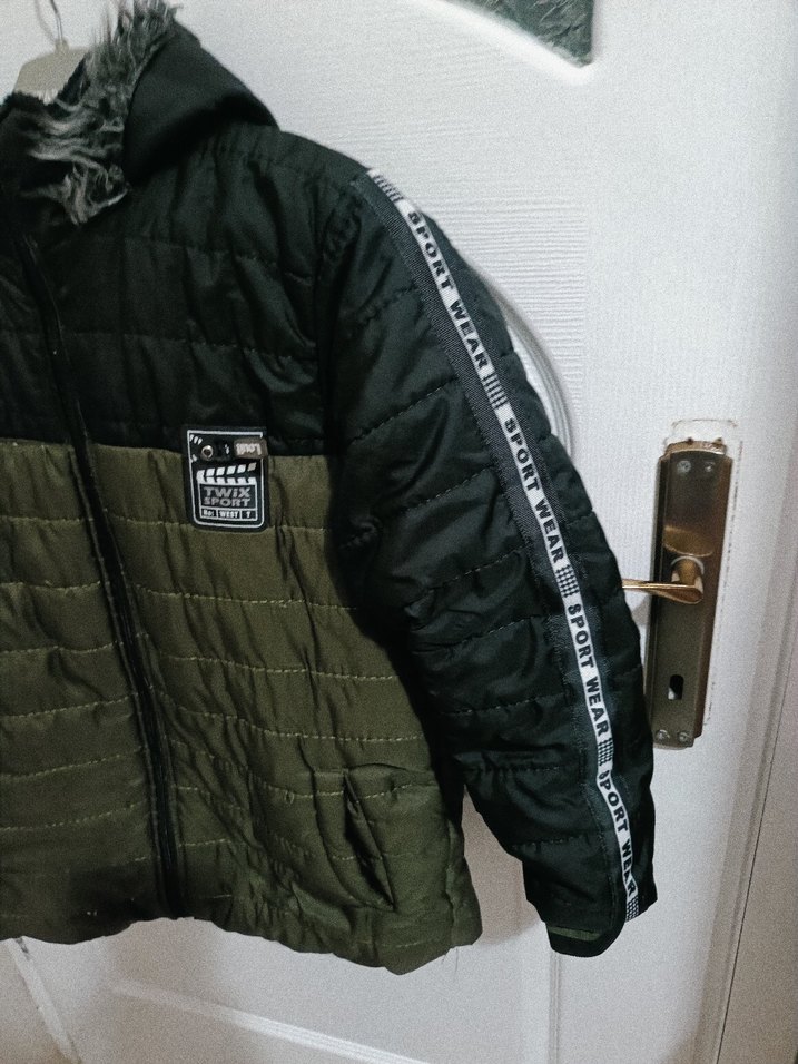 Erkek Çocuk Kamuflaj Kapüşonlu Mont - Görsel 4