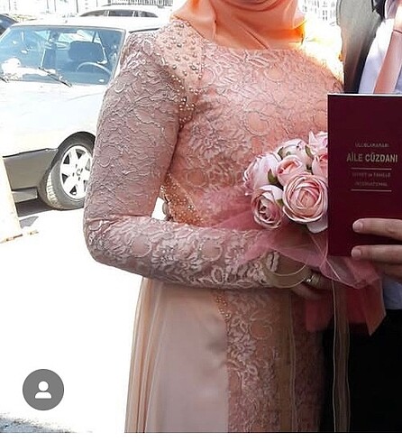 Abiye tesettür