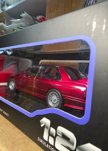 BMW E30 M3 1:24 Model Araba - Görsel 3