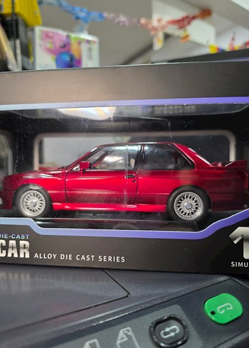 BMW E30 M3 1:24 Model Araba - Görsel 2