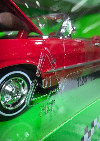 Welly 1963 Chevrolet Impala 1.24 Maket Araba - Görsel 6