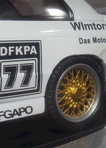 BMW E30 M3 1:24 Model Araba - Görsel 10