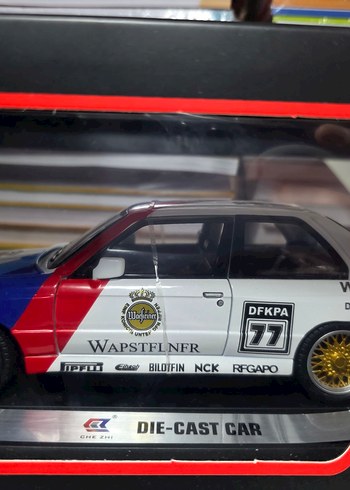 BMW E30 M3 1:24 Model Araba - Görsel 4