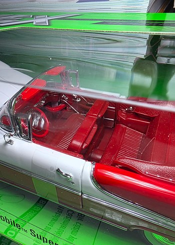 Welly 1955 Oldsmobile Super 88 1.24 Maket Araba - Görsel 7