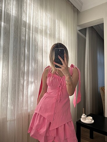 Zara Pembe elbise