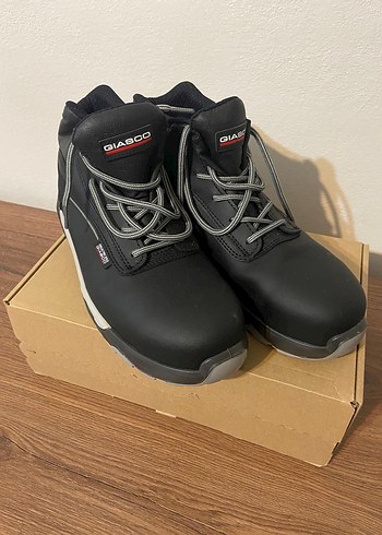 Giasco Erkek Biker Tarzı Siyah Lastikli Bot - Görsel 3