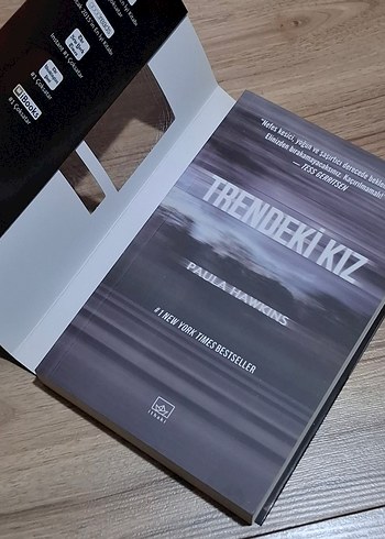 Trendeki Kız - Paula Hawkins Kitap - Görsel 2