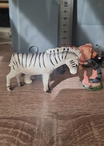 13 tane mükemmel detaylara sahip hayvan figürleri - Görsel 3