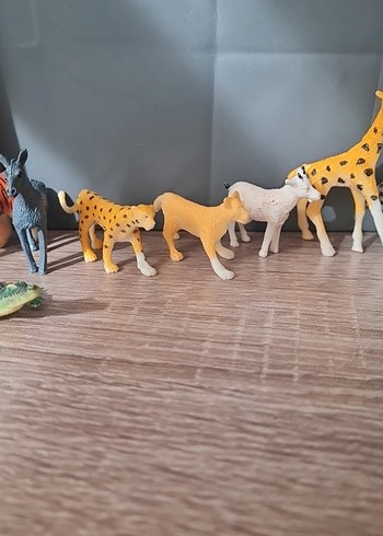 Renkli Mini Safari Hayvan Figürleri Seti-11 tane - Görsel 3