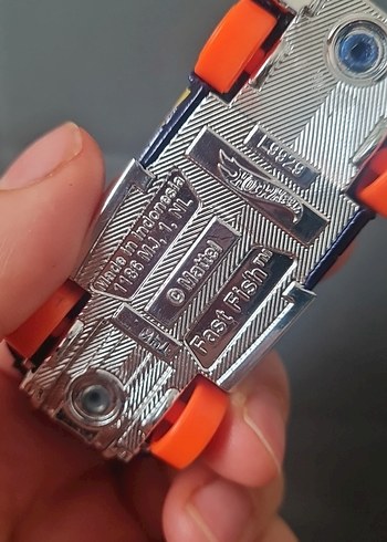 one k-hull, orijinal Hot Wheels Fast Fish araba - Görsel 5