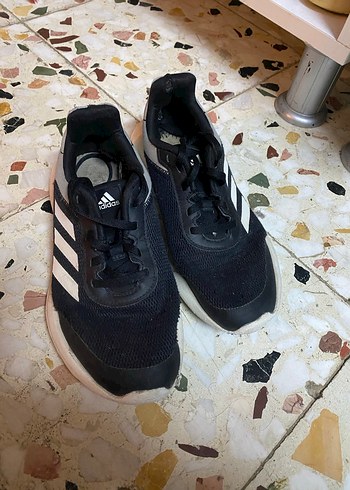 Adidas ayakkabı - Görsel 2
