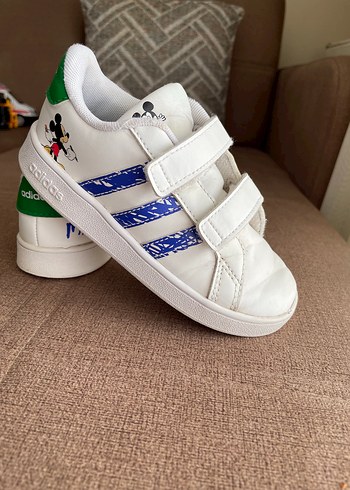 Adidas Erkek Çocuk Beyaz Kayışlı Spor Ayakkabı
