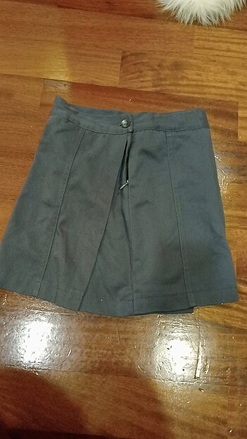 7 Yaş Beden gri Renk Size :70 füme şort etek