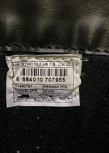 Zincir Detaylı Siyah Deri Kız Çizmesi - Görsel 5