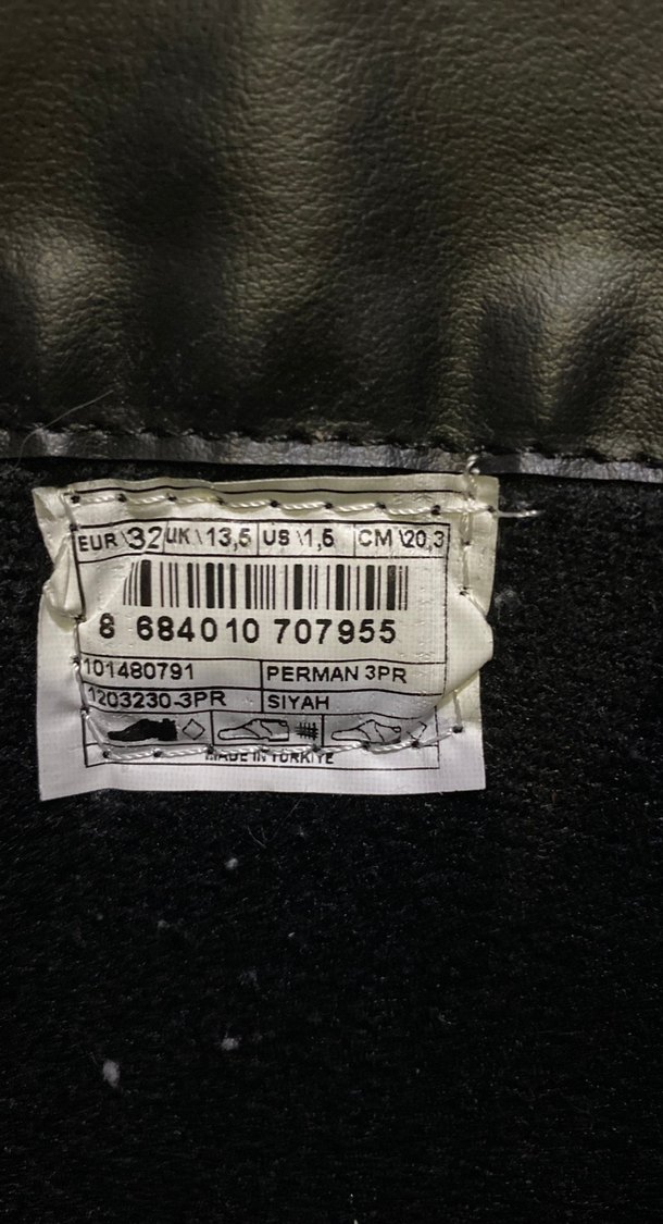 Zincir Detaylı Siyah Deri Kız Çizmesi - Görsel 5