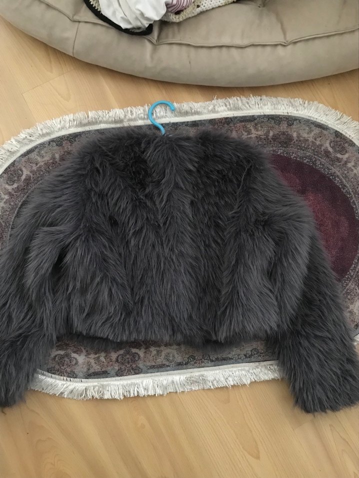 Kadın gri kürk - Görsel 2