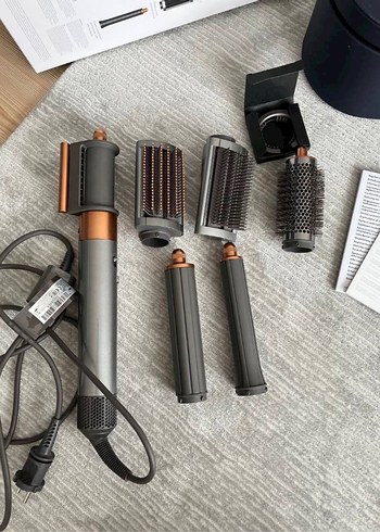 DYSON AİRWRAP SAÇ ŞEKİLLENDİRİCİ 21 AY GARANTİLİ