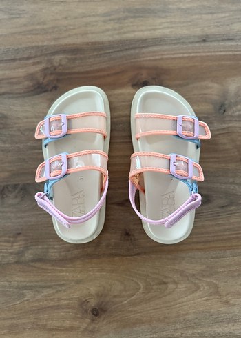 Zara Kids Şeffaf Bantlı Renkli Sandalet 31 Numara