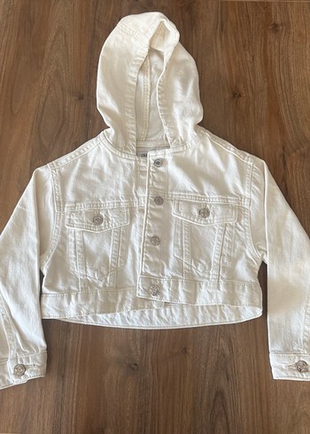 Zara Kids Kız Çocuk 7 Yaş (122 cm) Kapüşonlu Beyaz Kot Ceket