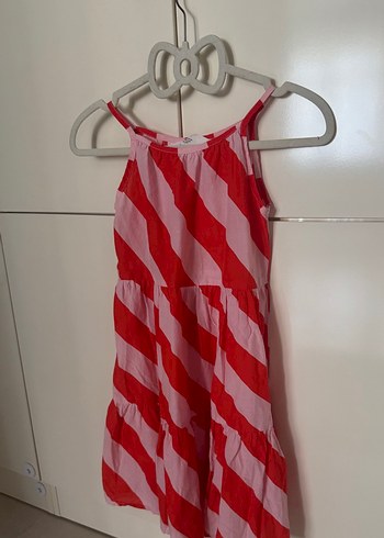 H&M 4-5 Yaş Askılı Yazlık Elbise Rengarenk ve Hafif