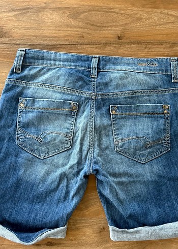 Mavi Denim Şort Yırtık Detaylı Eskitme Mavi  3638 - Görsel 3