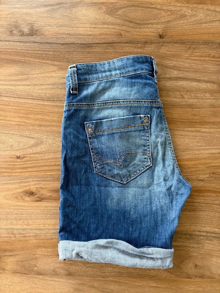 Mavi Denim Şort Yırtık Detaylı Eskitme Mavi  3638 - Görsel 4