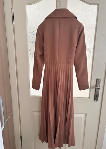 Klasik Pilili Uzun Kadın Trençkot - Görsel 3