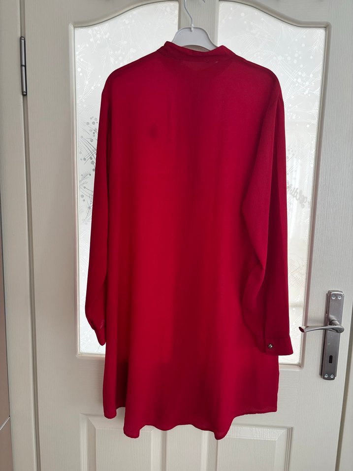 Düğmeli Kırmızı Uzun Kollu Tunik - Görsel 2