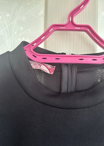 Uzun Siyah Beyaz Kol Detaylı Elbise - Görsel 3