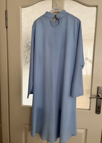Mavi tunik tesettür kadın - Görsel 2