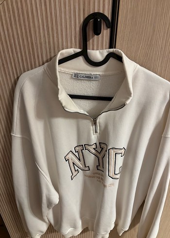 m Beden Yarım Fermuarlı Beyaz NYC Baskılı Sweatshirt