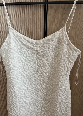 Zara V Yaka İnce Askılı Midi Keten Elbise