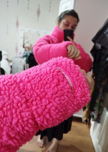 Pembe Yüksek Yakalı Kadın Mont - Görsel 4