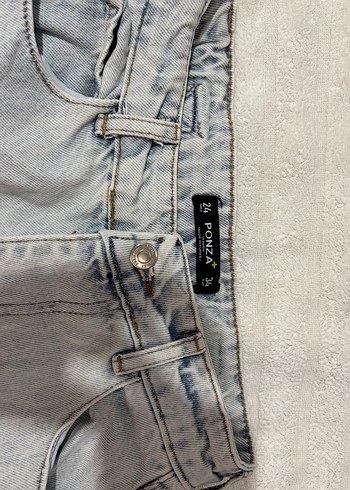 34 Beden gri Renk Gri Rahat Kesim arkasi kemerli Baggy jean pantolon