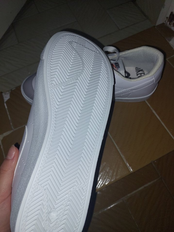 NIKE BEYAZ KADIN AYAKKABI - Görsel 3