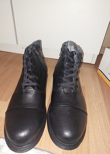 erkek bot siyah - Görsel 2